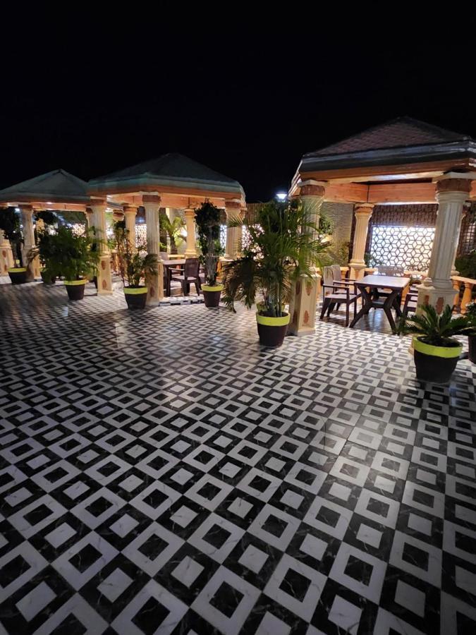 The Bodhi Palace Resort Buitenkant foto