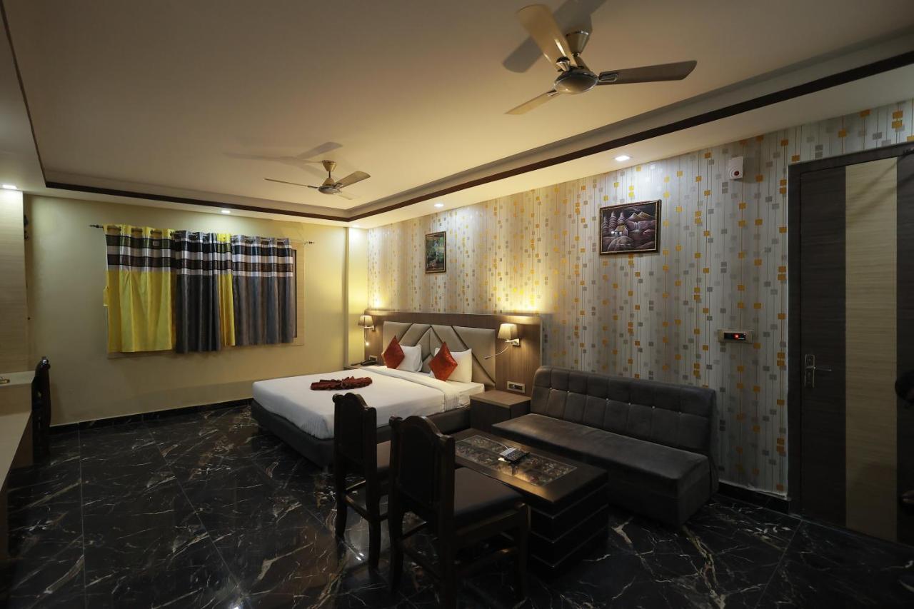The Bodhi Palace Resort Buitenkant foto