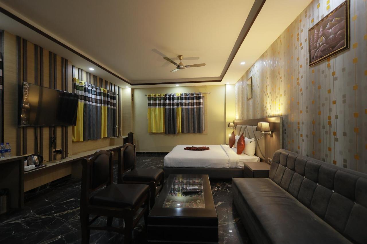 The Bodhi Palace Resort Buitenkant foto